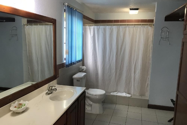 Hotel CocoLaPalm Seaside Resort (Whitehall)